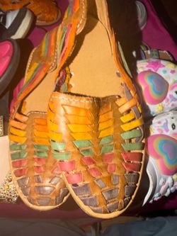 Bulk shoe sale