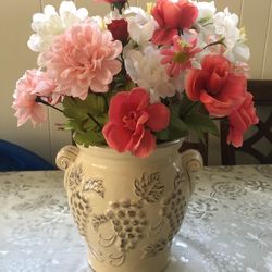 Big Vase 🏺 With Brand New Flowers 💐 