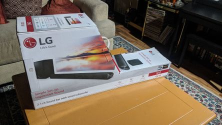 100 Watt - 40 Inch LG Soundbar & Subwoofer Combo WORKS GREAT!
