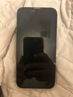 iPhone 13 unlocked (screen needs to be replaced)