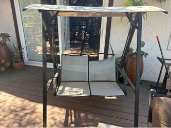 Patio swing