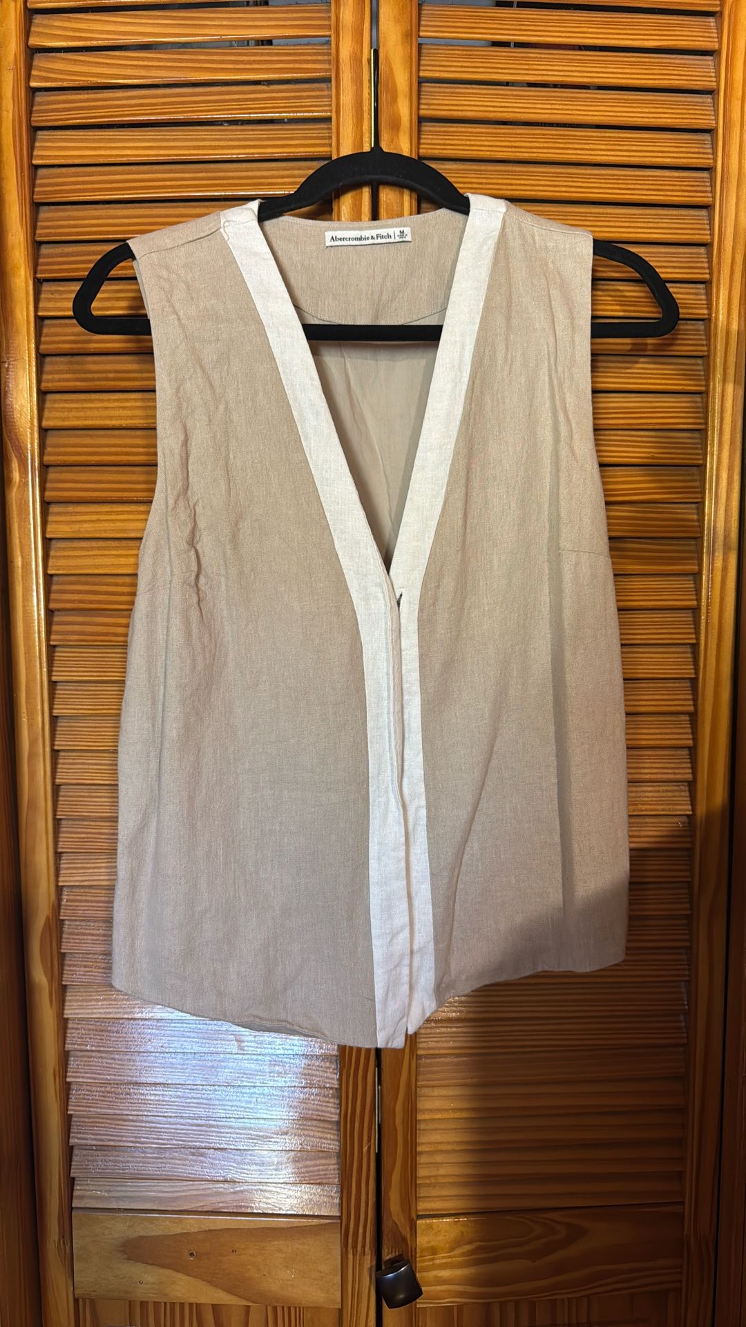 Abercrombie & Fitch Vest