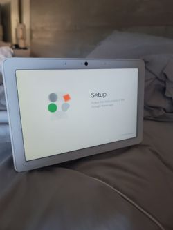 Google Nest Hub Max is a premium 10-inch smart home display nest hub max 01fe
