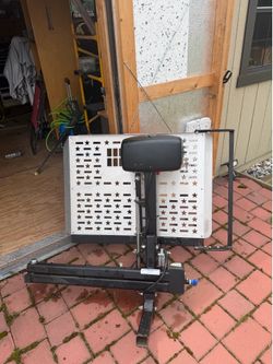 Harmar AL105R2 Scooter/Wheelchair Lift - Hitch Mounted - Works