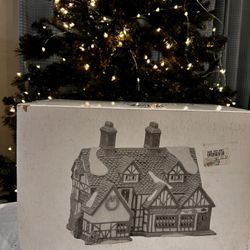 Heritage Village Collection - Ashbury Inn