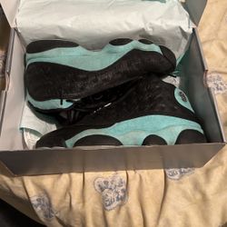 Jordan 13 Retro Black Island Green