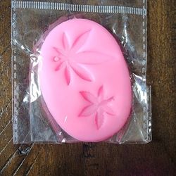 MJ Plant Mold 