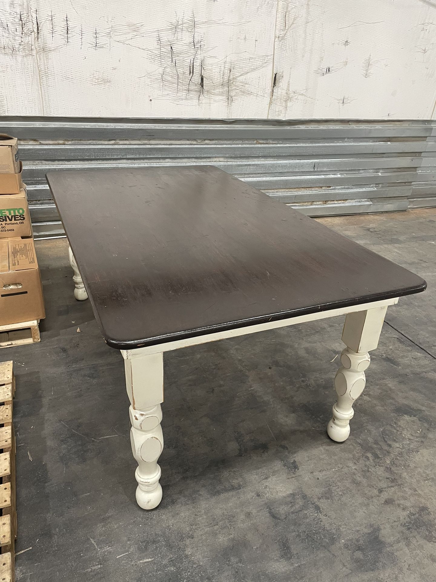 Dining/Kitchen table