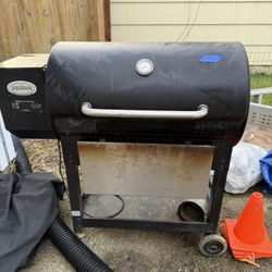 Louisiana Grill Smoker