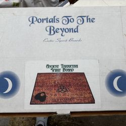 Ouija board/spirit board