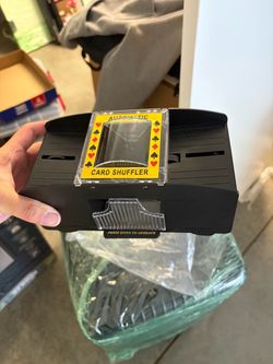 Automatic Card Shuffler
