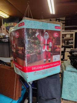 Deluxe Animated African American Santa