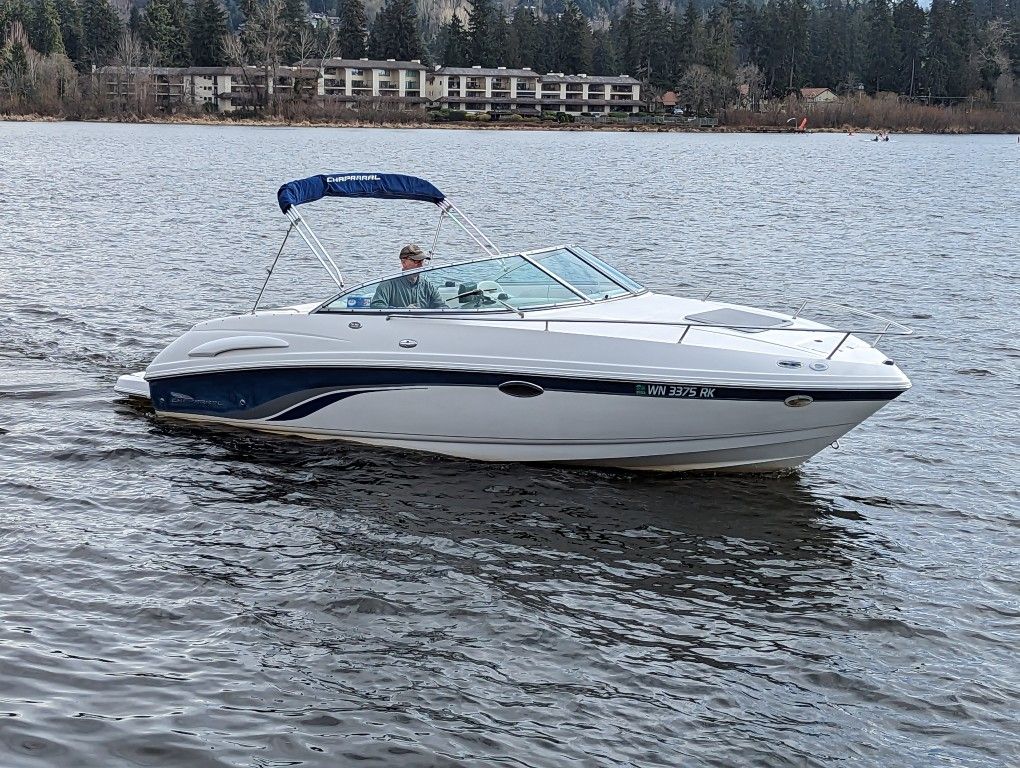 2001 Chaparral 235 SSi