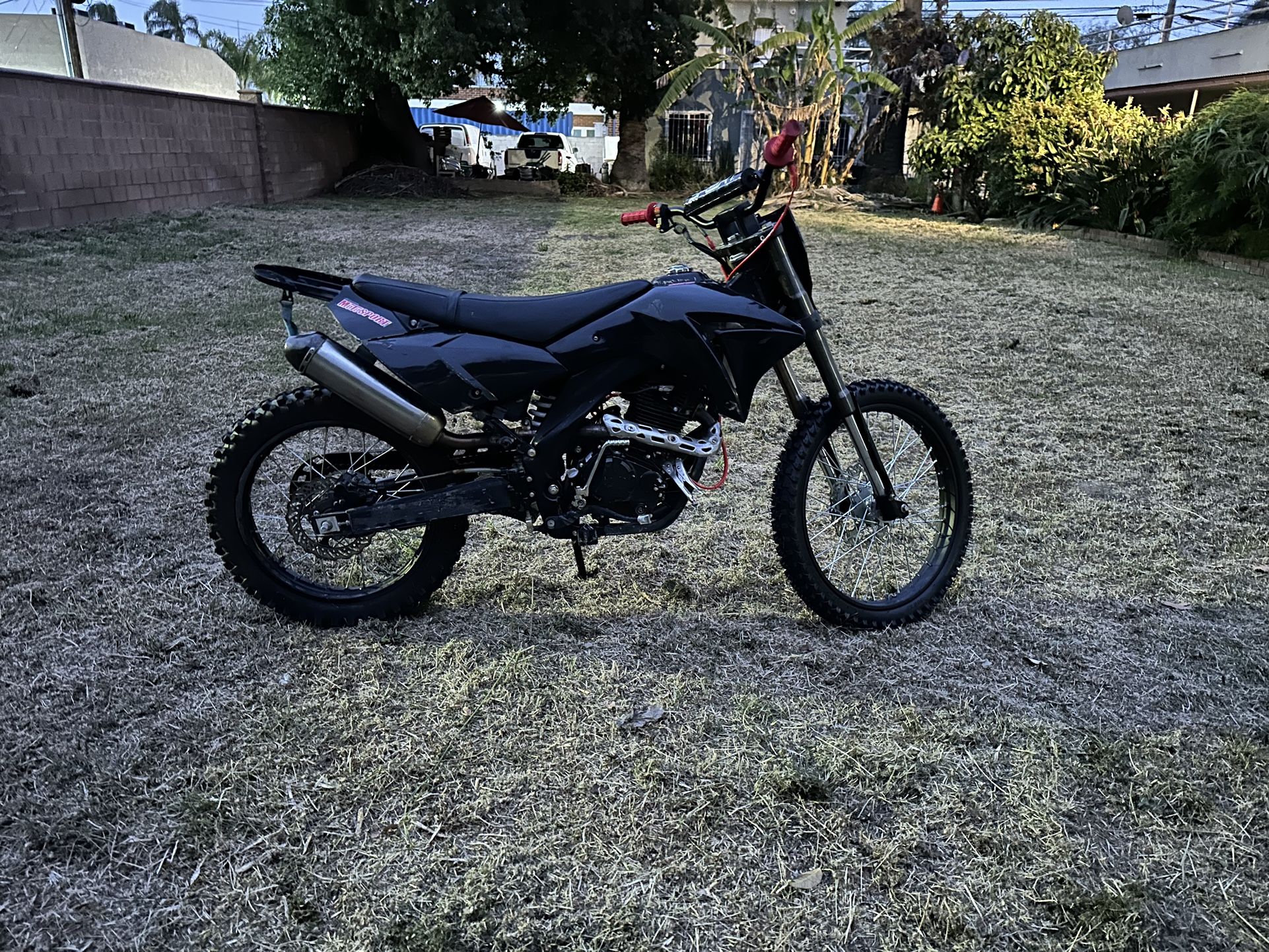 apollo 250rx dirt bike