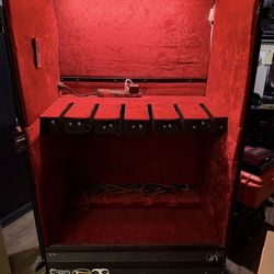 Custom 6 Space Guitar/Bass Vault