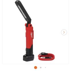 Milwaukee 550 Lumens LED REDLITHIUM USB Stick Light with Magnet