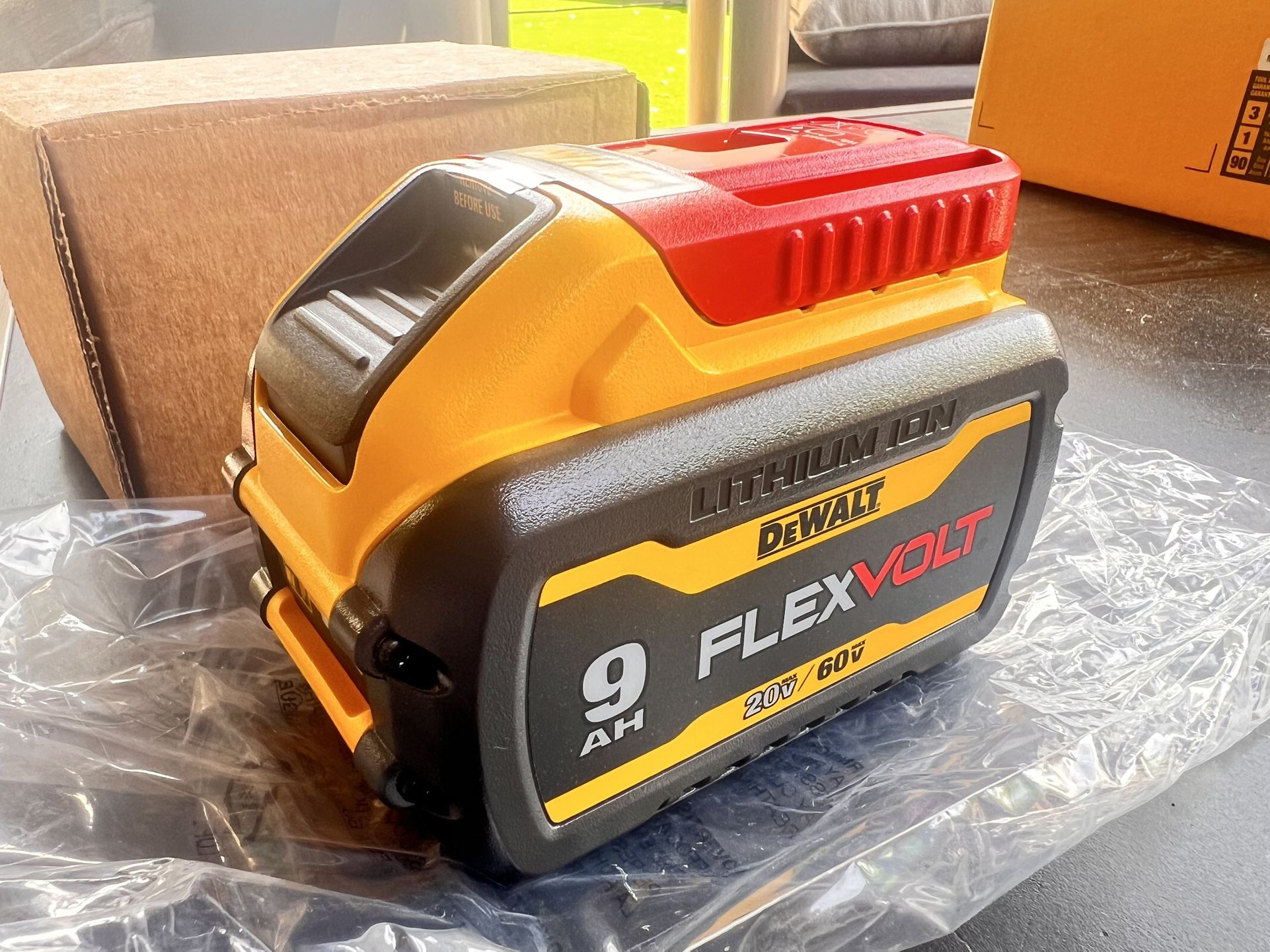 DEWALT FLEXVOLT 20V/60V MAX Lithium-Ion 9.0Ah Battery