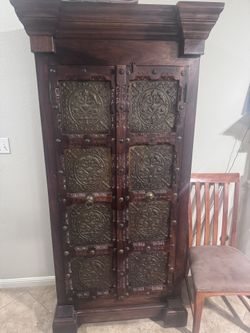 Wine Cabinet