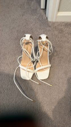 White strappy tie up heels size 8