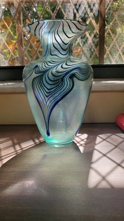 ROBERT HELD ART GLASS VASE