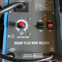 CHICAGO 90 AMP FLUX WIRE WELDER