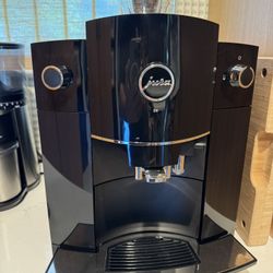 Jura D6 Automatic Coffee Maker