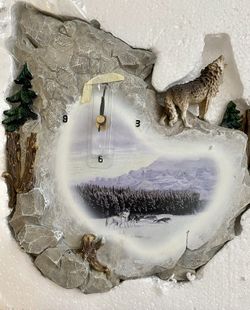 Resin Wolf Clock