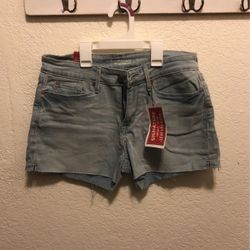 Levi Jean Shorts