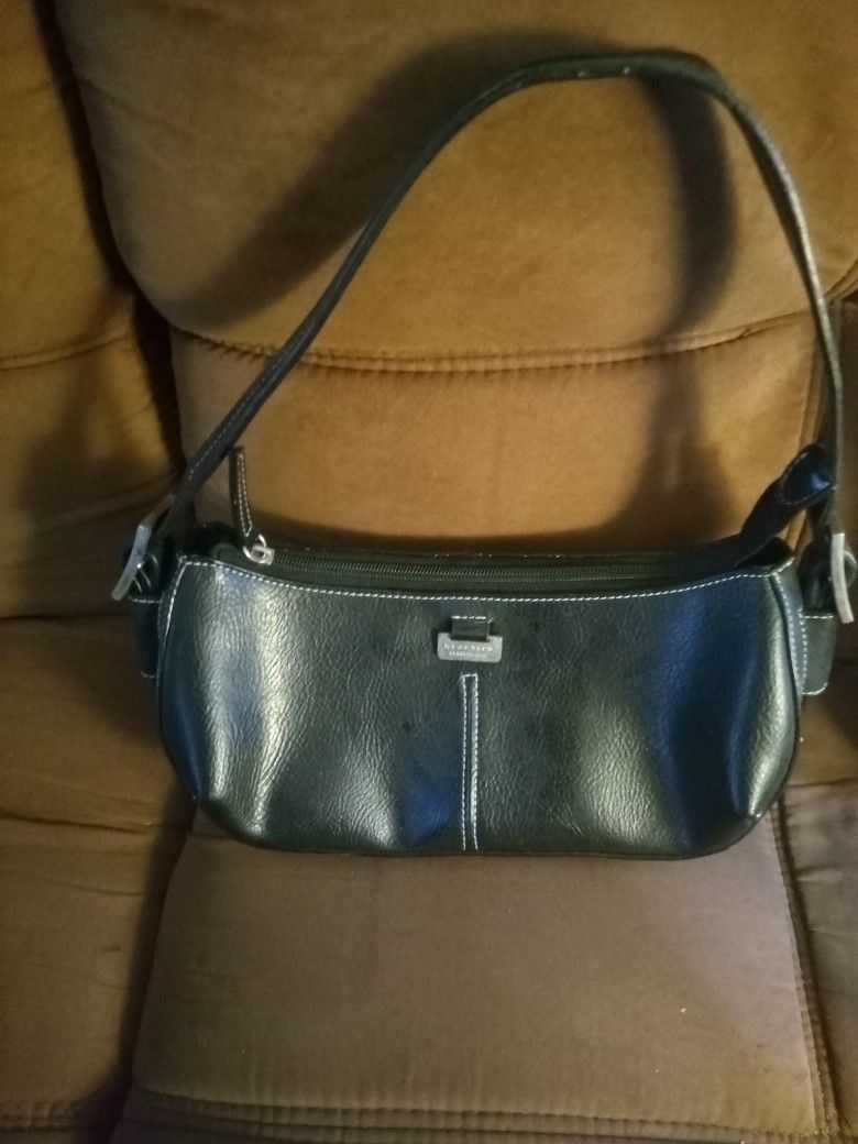 Kenneth Cole Reaction Small Black Shoulder Handbag