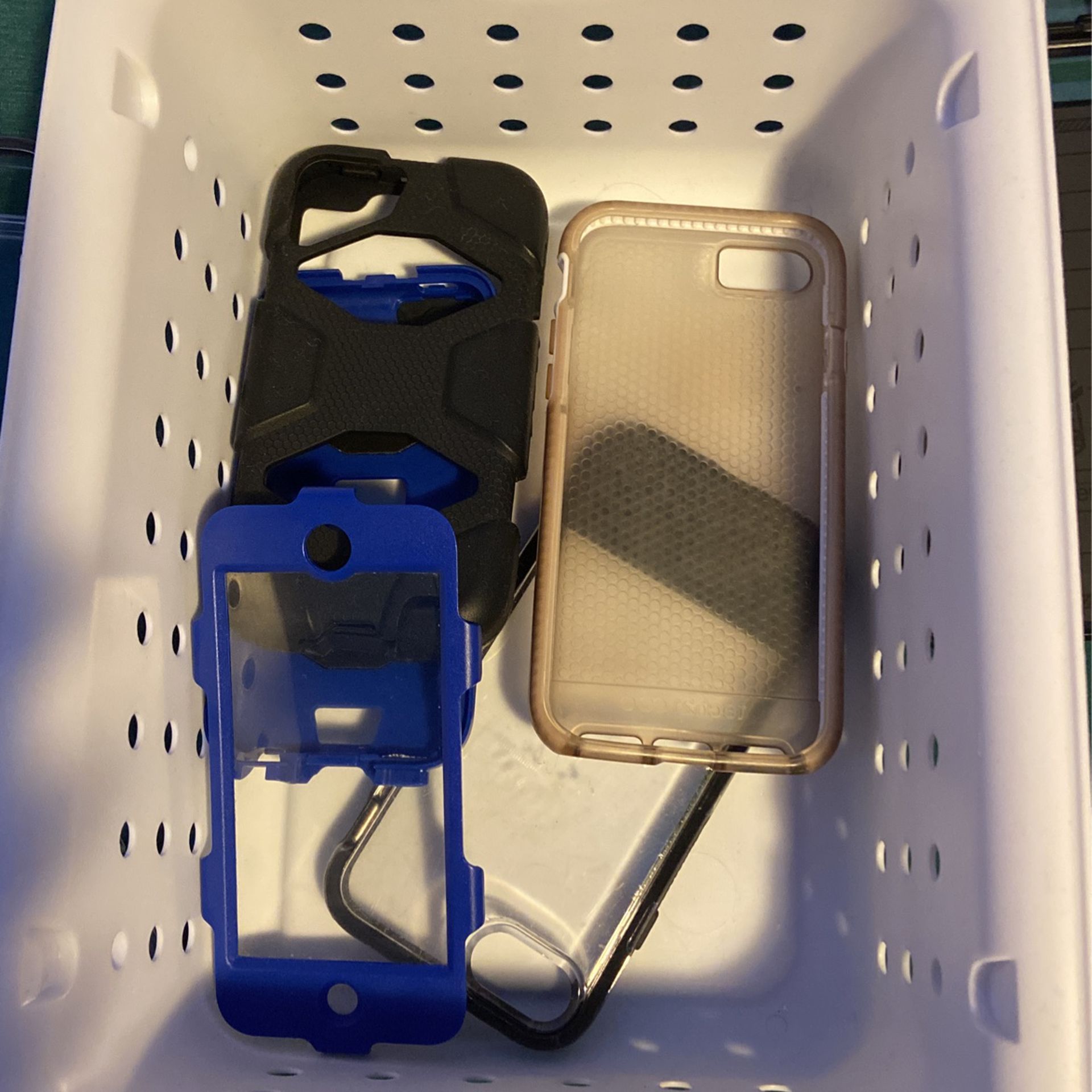 Phone Case Lot With Screen Protectors 