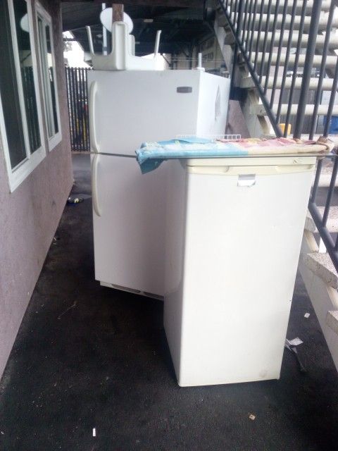 Refrigerator/Freezer 