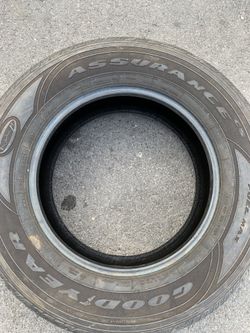 Goodyear tire 2656518