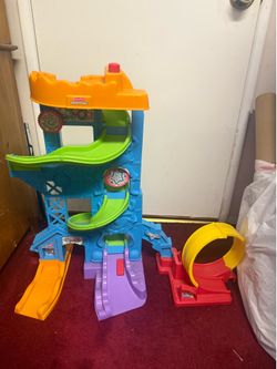 Free Little People Car Track Toy Loops Swoops Ramp