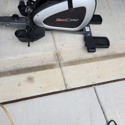 Fitness Reality Rowing Machine