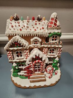 Trimsetter Gingerbread House