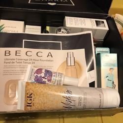 Boxy Charm Make Up Boxes 