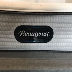 Beautyrest Mattress and Platform
