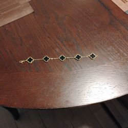 Clover Leaf Bracelet 