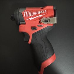 M12 FUEL 12V Lithium-Ion Brushless Cordless 1/4 in. Hex Impact Driver