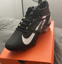 Nike Alpha Menace 4 Pro