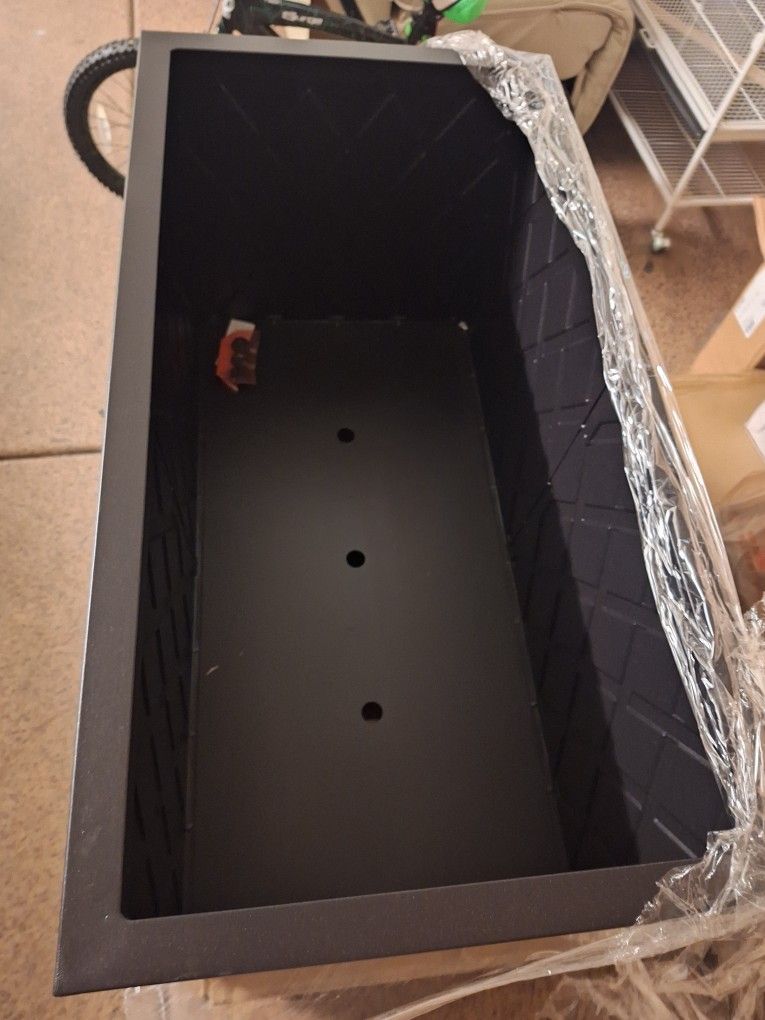 New Rectangular Metal Planter