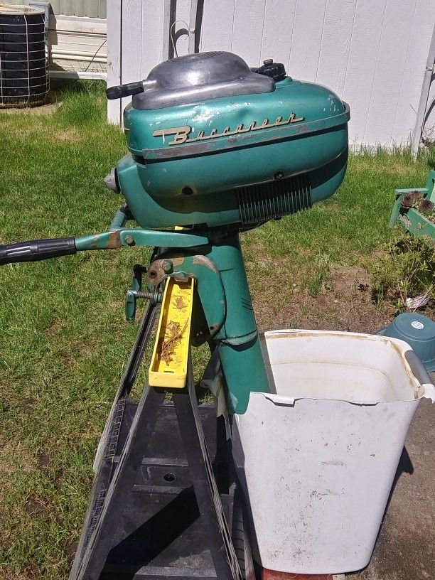 Buccaneers 1954 Boat Motor