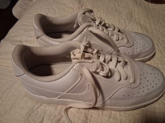 Nike court vision women