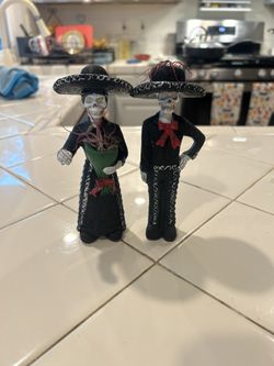 Day Of The Dead Mariachi Couple
