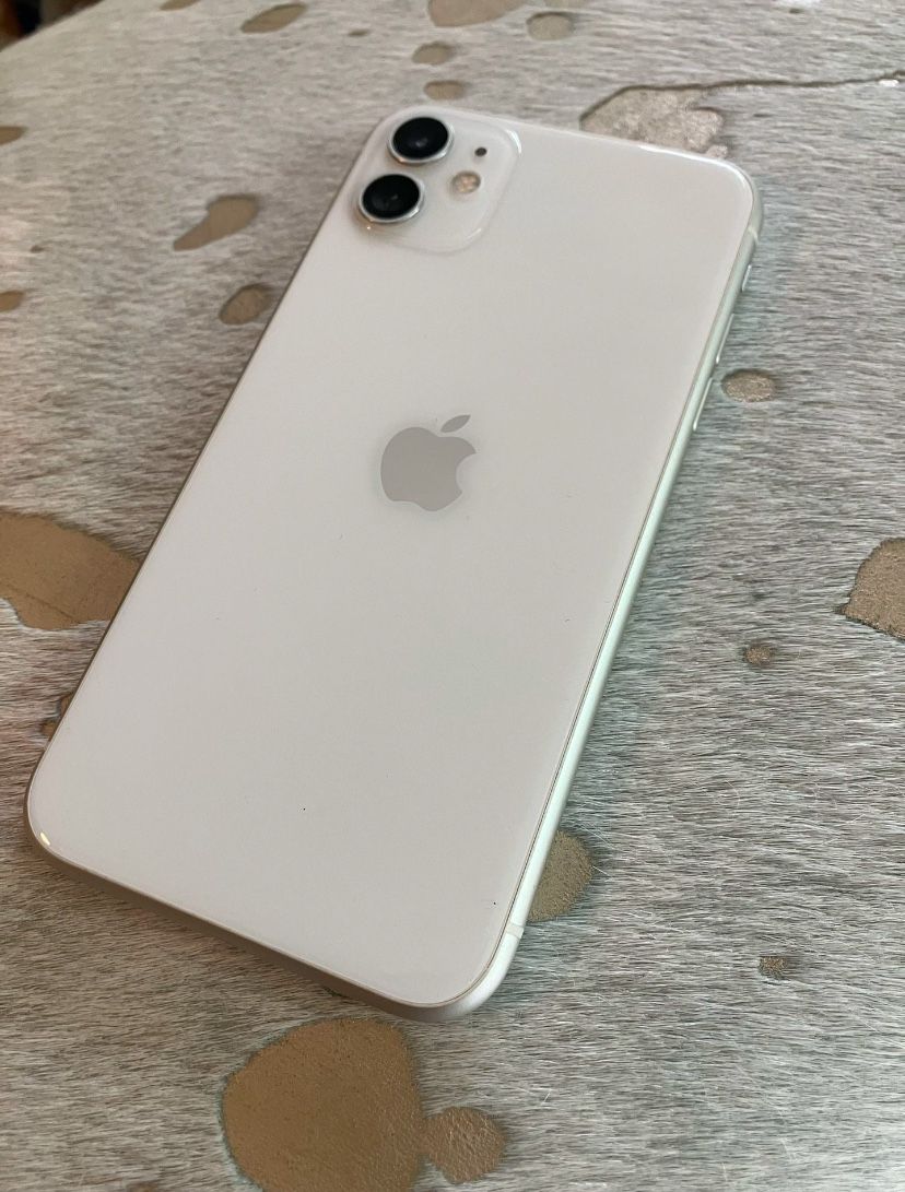 iPhone 11