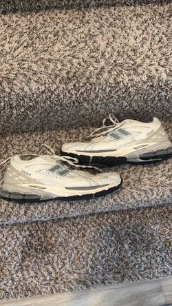 New Balance 1906R Men’s Size 10 – Barely Worn