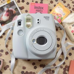 Fuji Film Instax Mini 9 Instant Camera With Case & Film