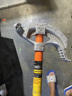 Conduit Bender and Handle