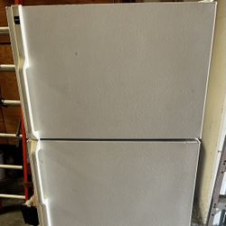 Hotpoint Refrigerator and Freezer