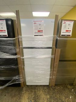 Hisense RT180N3SWEH  Refrigerator